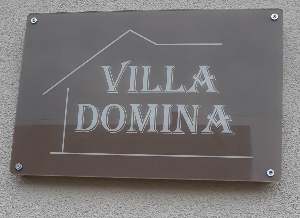 גבגלייה Villa Domina מראה חיצוני תמונה